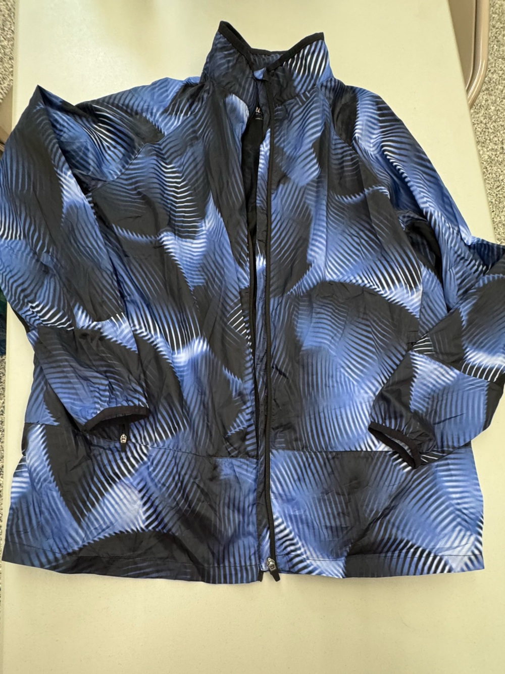 LuLaRoe Rise Athleisure Athletic Blue Black Lightweight Breathable Active Jacket